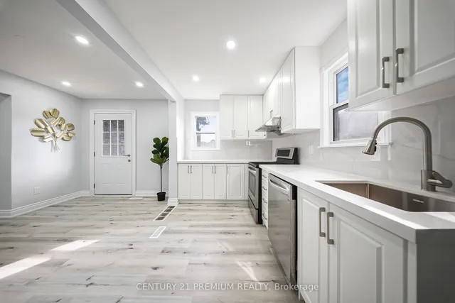 Additional image 12 of 3 Garland Crt