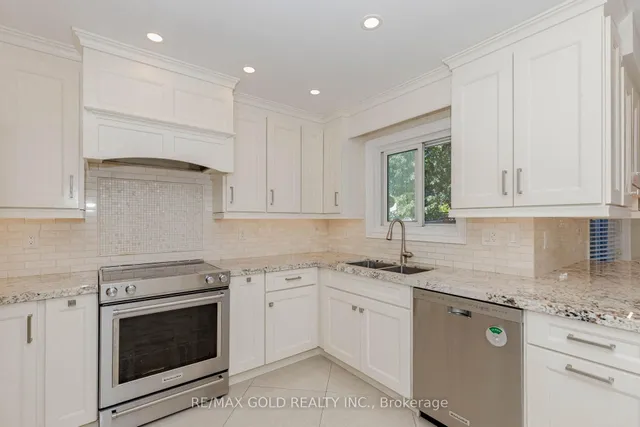 Additional image 18 of 25 Red Cedar Cres