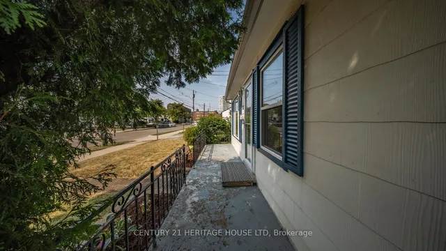 Additional image 5 of 25 East 33rd St