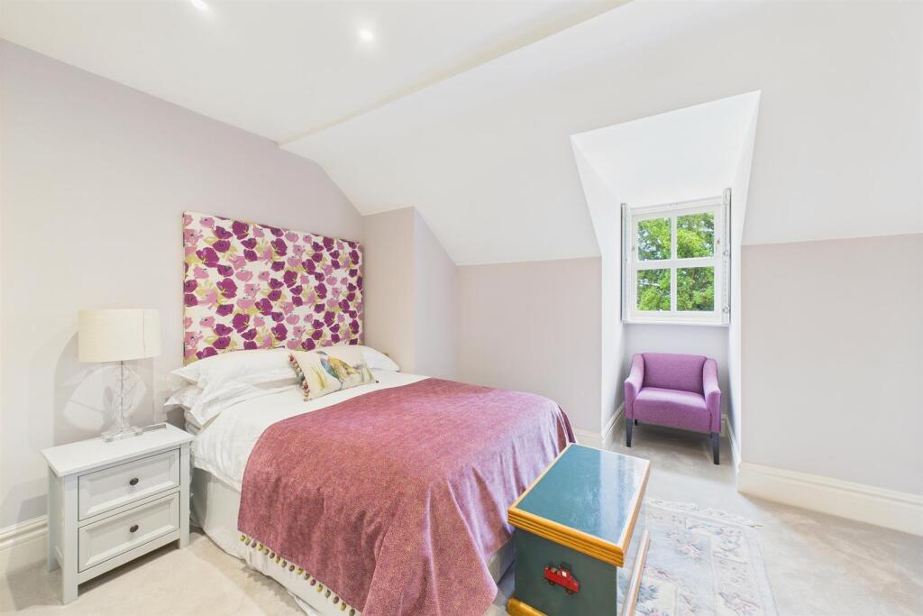 Additional image 9 of Mulberry House, Woodside AL9 6DD