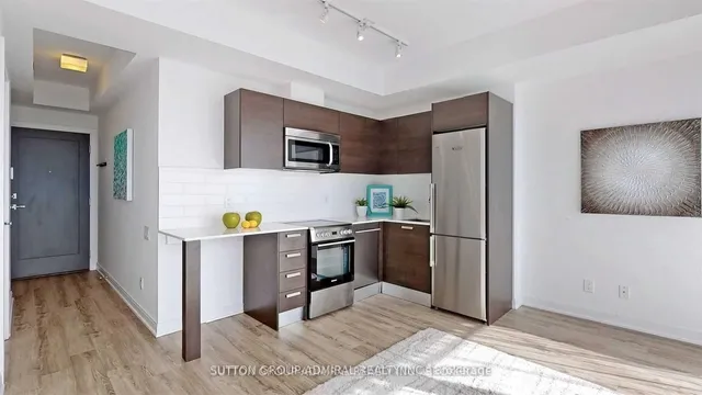 Additional image 11 of 42 Charles St Unit 4105