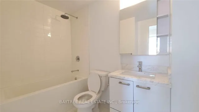 Additional image 4 of 2221 Yonge St Unit 809