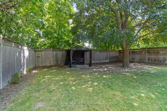 Additional image 30 of 107 Court St