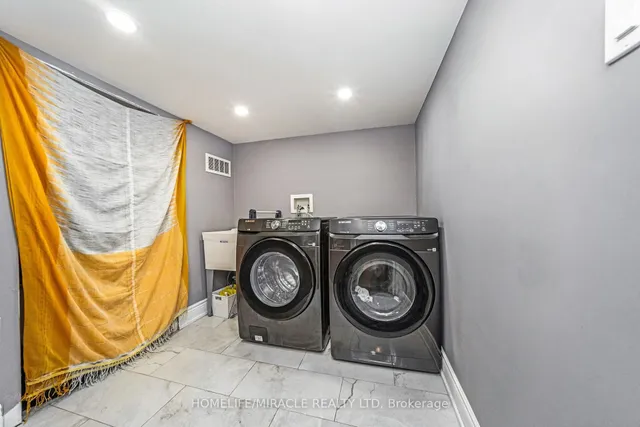 Additional image 31 of 6 Currant Rd