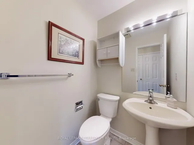 Additional image 12 of 4 Mowat Crt