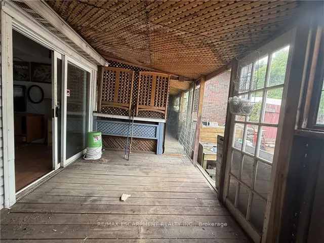 Additional image 20 of 325 WEIR St