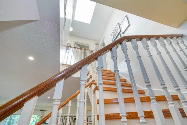 Additional image 25 of 185 Durant Ave