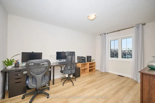 Additional image 25 of 73 Lloyd Davies Way