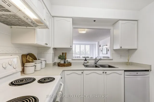 Additional image 9 of 100 Burloak Dr Unit 1416