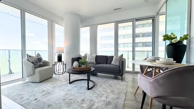 Additional image 14 of 42 Charles St Unit 2409