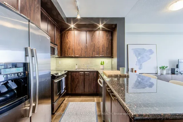 Additional image 2 of 628 Fleet St Unit 703