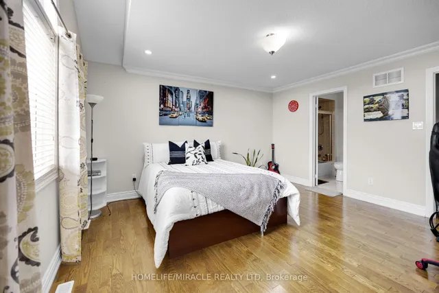 Additional image 32 of 628 Twain Ave