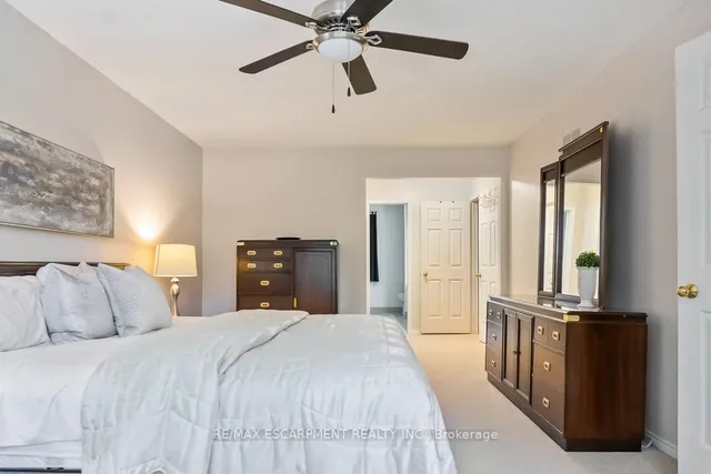 Additional image 25 of 411 Freeman Cres