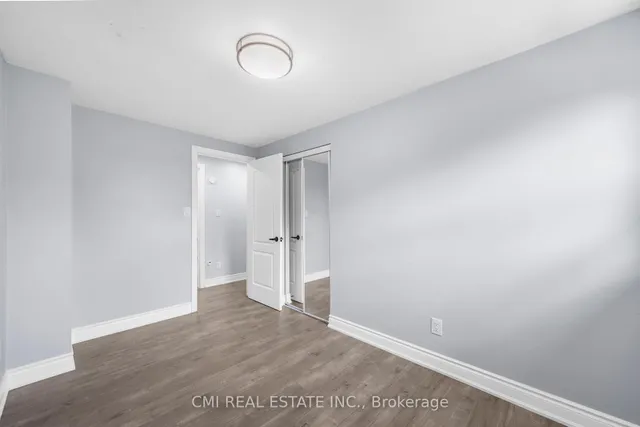 Additional image 20 of 24 Fallingdale Cres