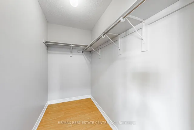 Additional image 28 of 495 Willmott Cres