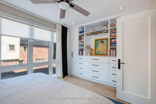 Additional image 13 of 59 Glen Manor Dr