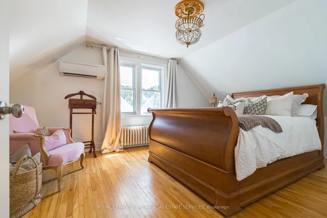 Additional image 15 of 116 1st St