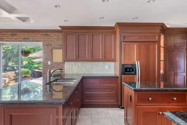 Additional image 25 of 116 Kenpark Ave