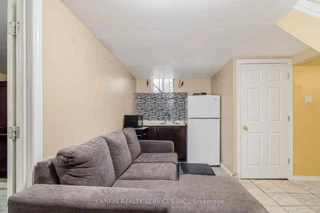 Additional image 21 of 95 Huntingwood Cres