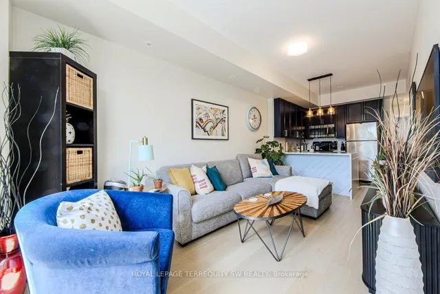 Additional image 4 of 80 Carr St Unit TH15