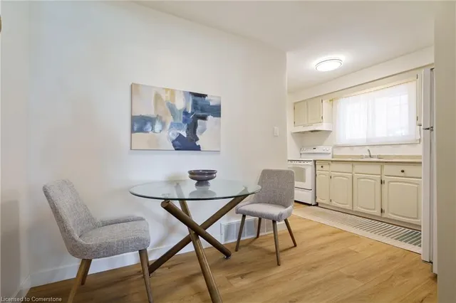 Additional image 14 of 161 Homewood Ave