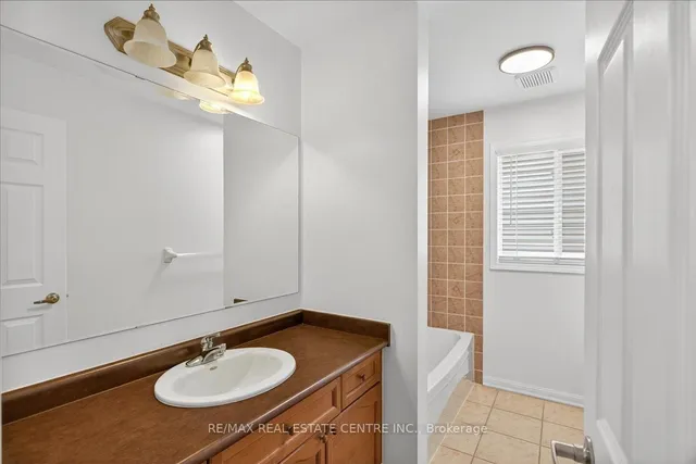 Additional image 39 of 832 Bessy Tr