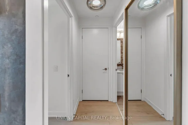 Additional image 31 of 10 Parklawn Rd Unit 1305