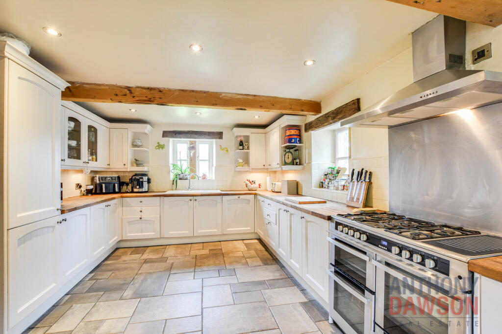 Additional image 3 of Tynedale Farm House, Spenbrook Road, Burnley, BB12