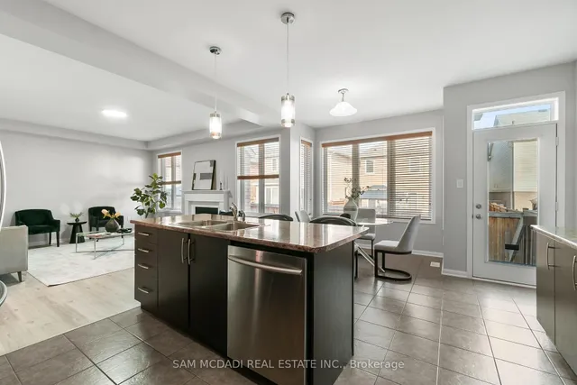 Additional image 14 of 73 Miracle Tr