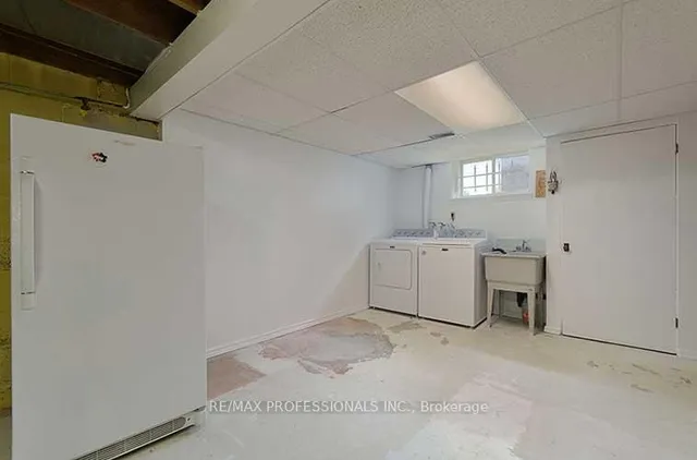 Additional image 32 of 10 Golfwood Hts