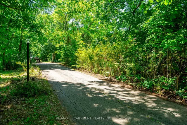 Additional image 3 of 6746 Appleby Line