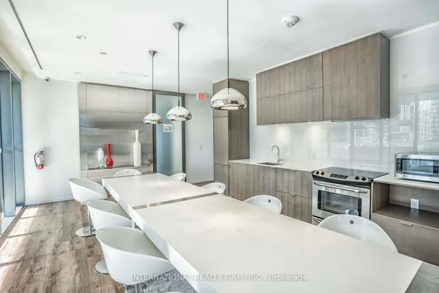 Additional image 41 of 159 Dundas St Unit 403