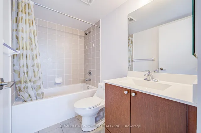 Additional image 23 of 181 Village Green Sq Unit 1815