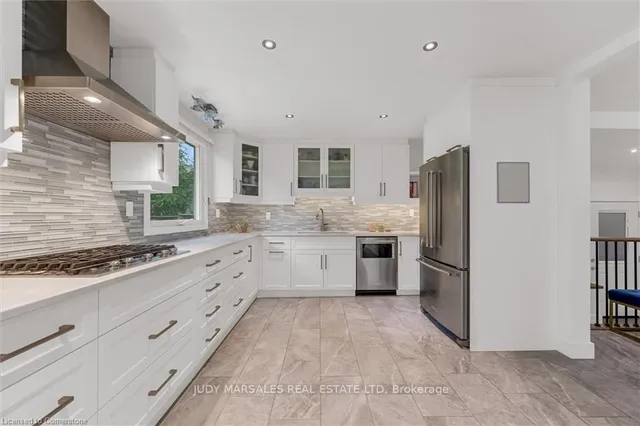 Additional image 16 of 150 Old Guelph Rd