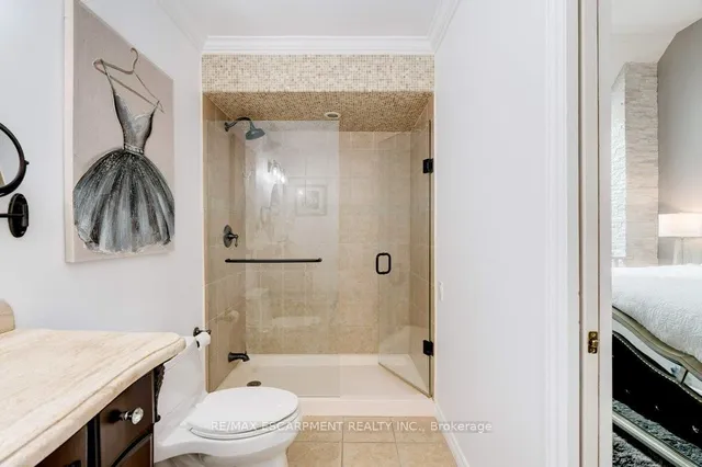 Additional image 3 of 1280 Maple Crossing Blvd Unit 11