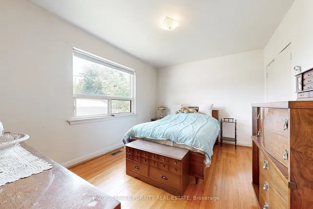 Additional image 14 of 27 Hinton Rd