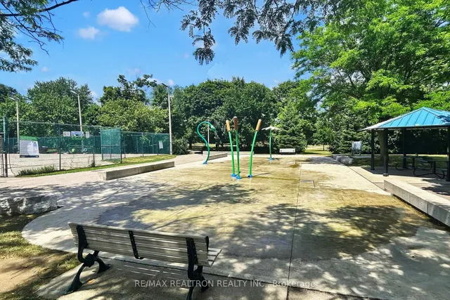 Additional image 44 of 87 Valentine Dr