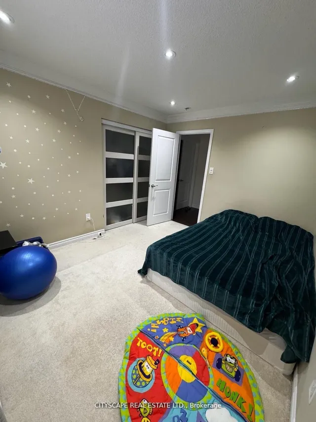 Additional image 12 of 1360 Whitney Terr