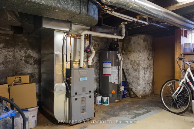 Additional image 28 of 164 Catharine St