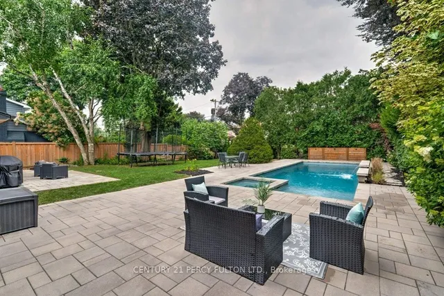 Additional image 3 of 4499 Hawthorne Dr