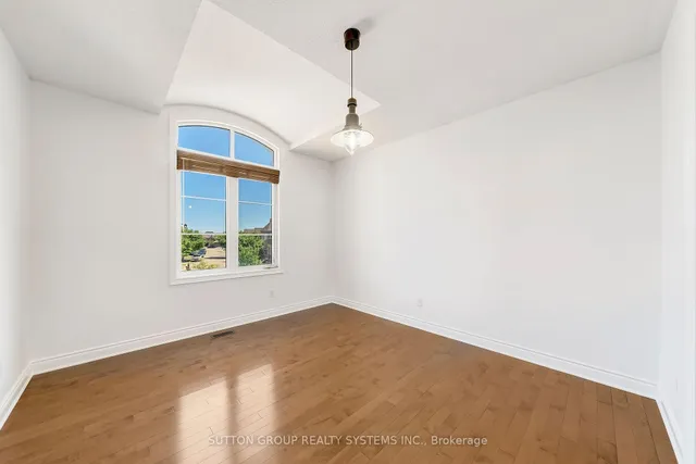 Additional image 25 of 931 Syndenham Lane