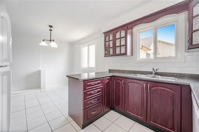 Additional image 8 of 376 Hansen Rd