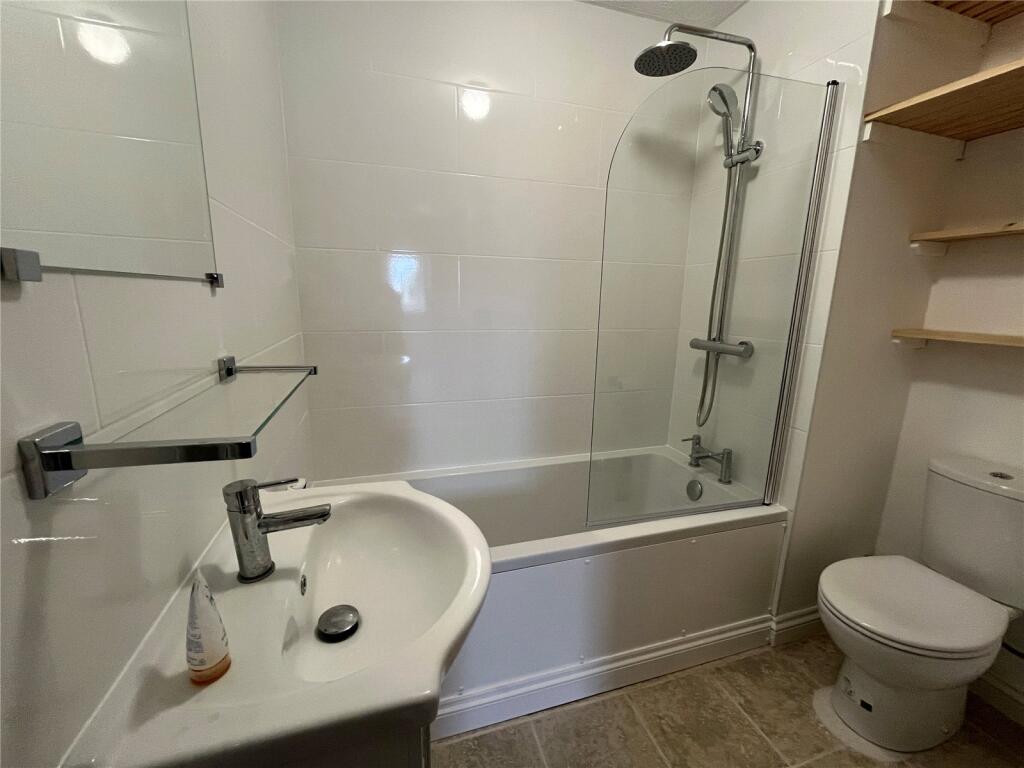 Additional image 10 of Tucked away, just a short walk from the Wells High Street