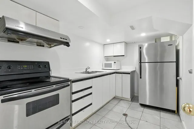 Additional image 17 of 498 Midland Ave