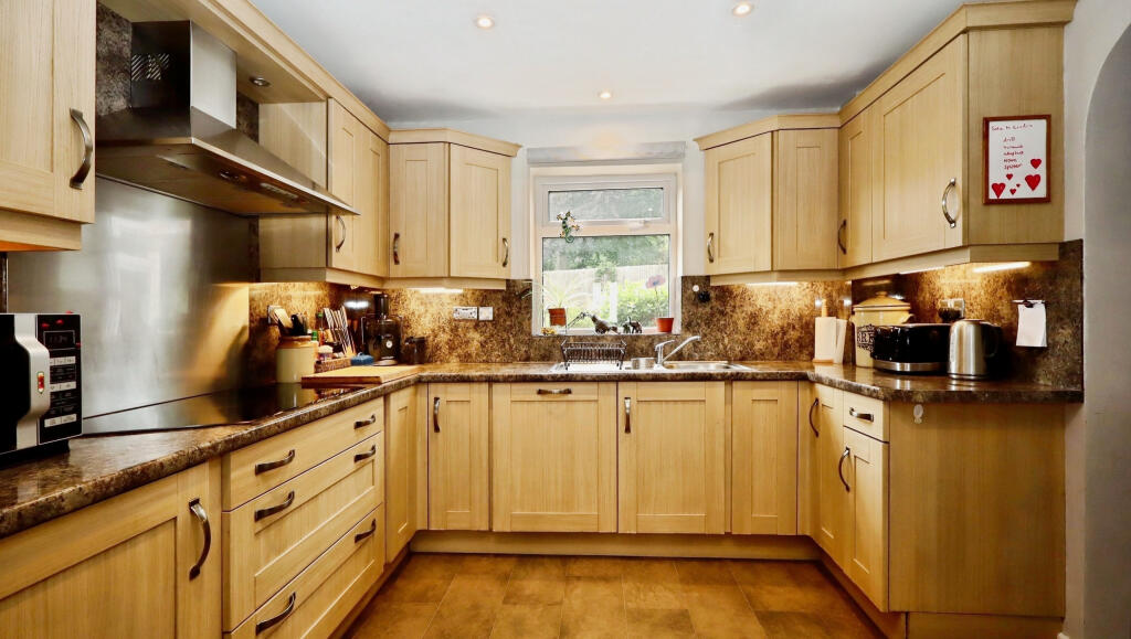 Additional image 22 of Actis Road, Glastonbury