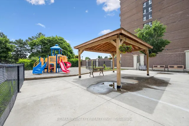 Additional image 20 of 4 Lisa St Unit 707