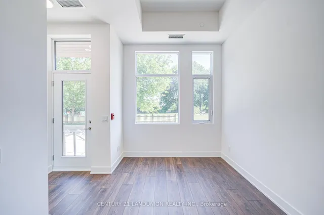 Additional image 11 of 1285 Queen St Unit 102