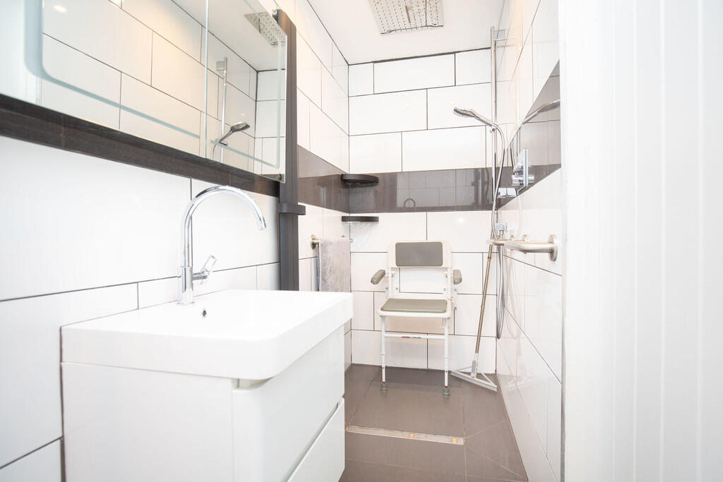 Additional image 10 of Mildenhall, Tamworth