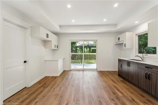 Additional image 13 of 387 Weir St