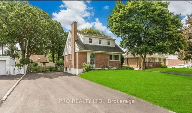 Additional image 5 of 215 Elmwood Cres